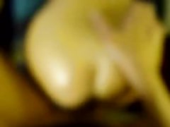 Зрелая домохозяйка просит перед анальным сексом с буккакэ сунуть палец в попу