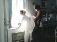 Зрелая невеста в анальном ретро видео в последний раз изменила супругу